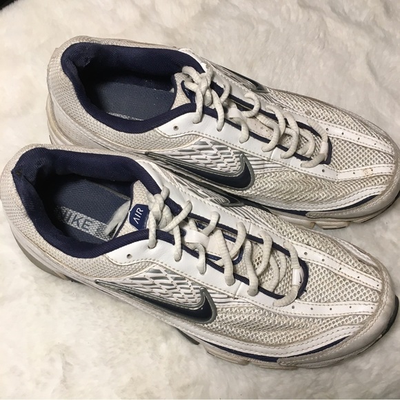 Nike Air  Tri-D Shoes Size 8 - Picture 1 of 6